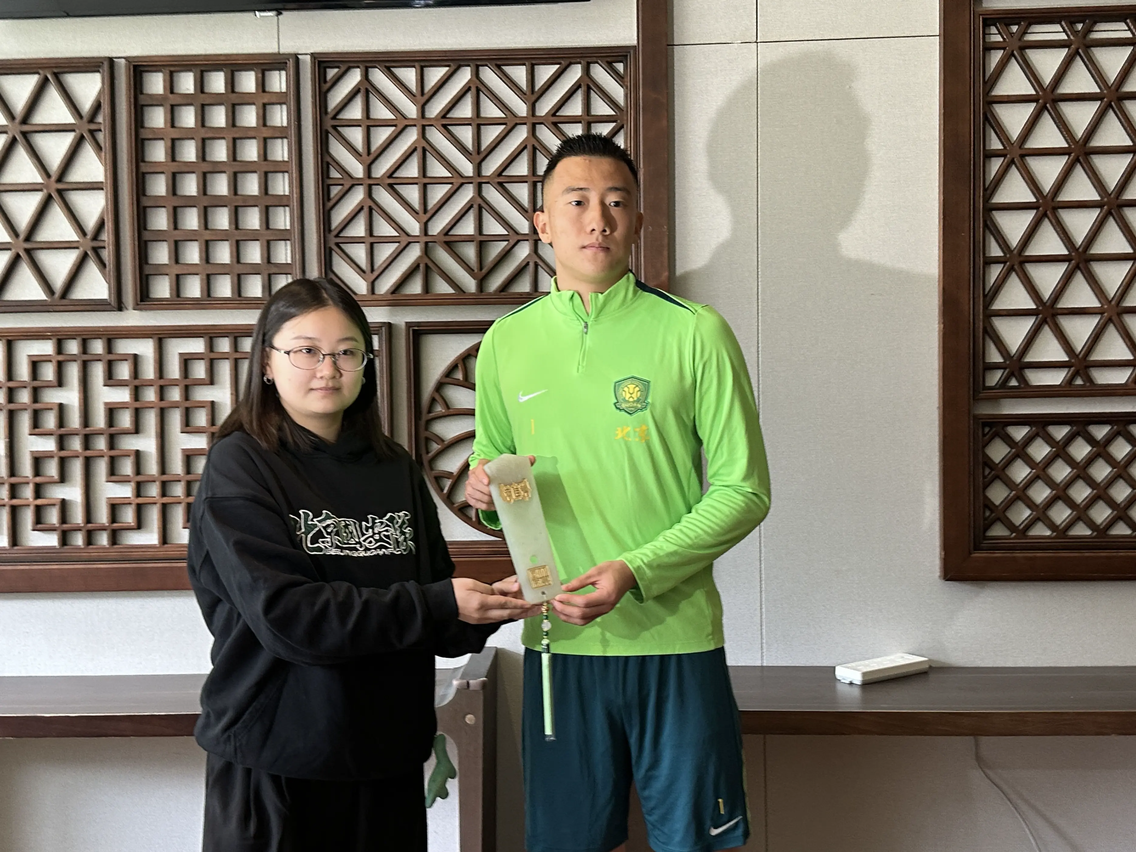 韩佳奇这两, 球员何宇鹏, 特别是在目 韩佳奇这两, 球员何宇鹏, 特别是在目