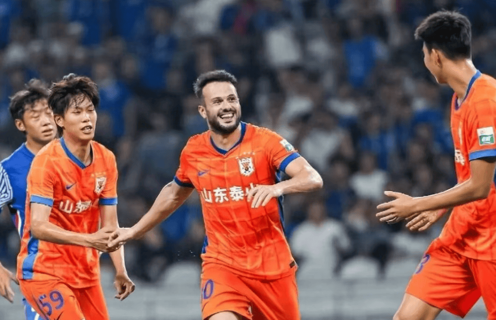 效力, 姜诗华 效力, 姜诗华