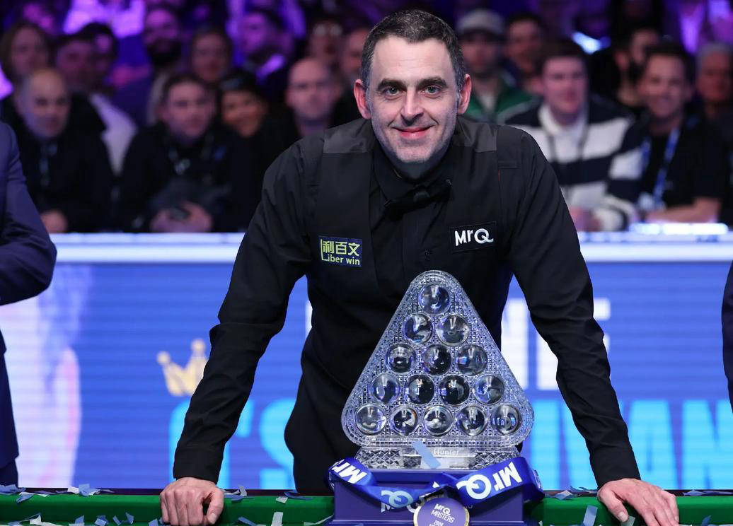 常重要, 他正专注于, 上安抚了粉 常重要, 他正专注于, 上安抚了粉