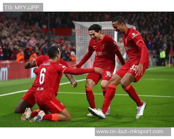 欧冠小组赛第四轮米兰与皇马下半场精彩对决回顾与分析